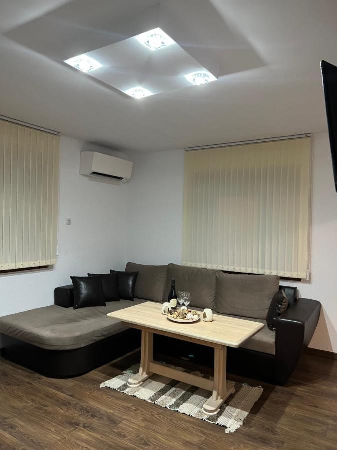 Guest House Tanevi Ντέβιν Εξωτερικό φωτογραφία